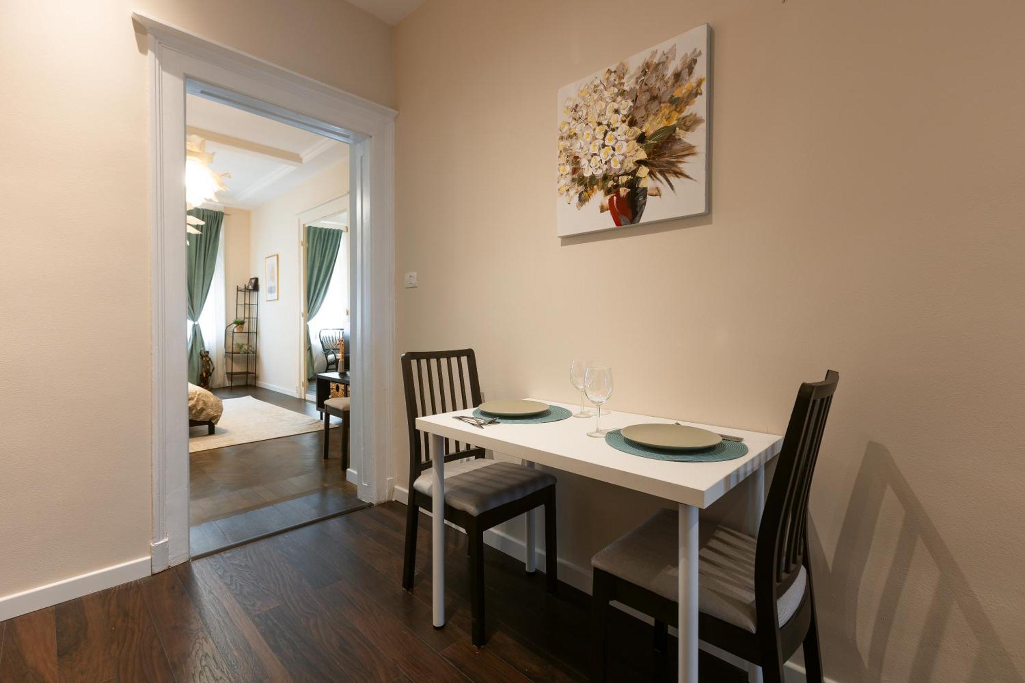 טימישוארה Central Charm - 2Br Apartment מראה חיצוני תמונה